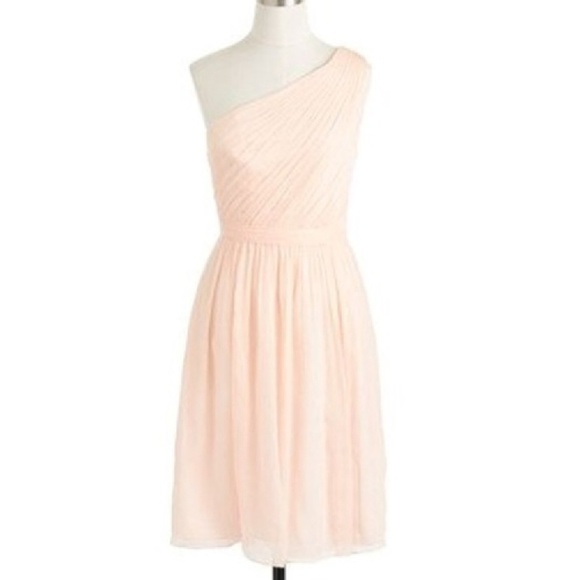 Beautiful blush dress. Great for spring - Picture 2 of 4